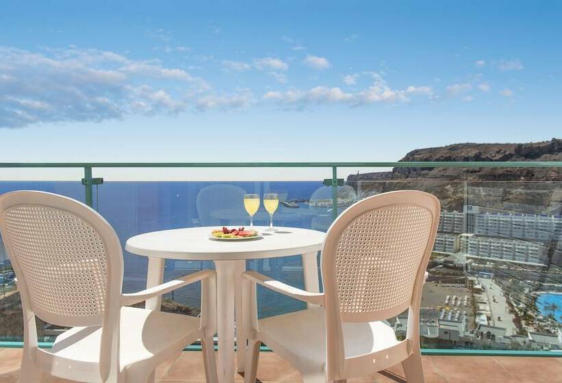 Люкс, Mogan Princess & Beach Club