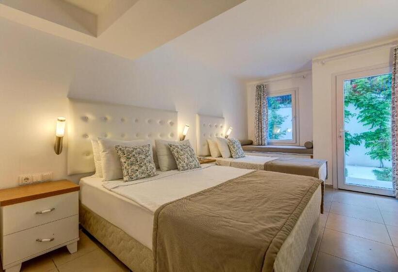 اتاق استاندارد سه نفره, Monta Verde Hotel & Villas