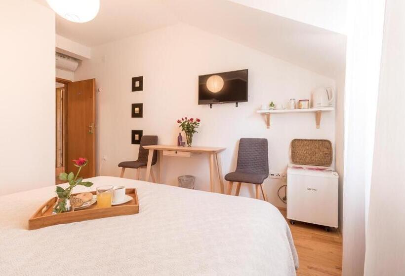 Номер Стандарт Вид на Горы, Apartments Micika