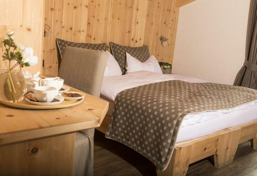 اتاق استاندارد, B&b The King