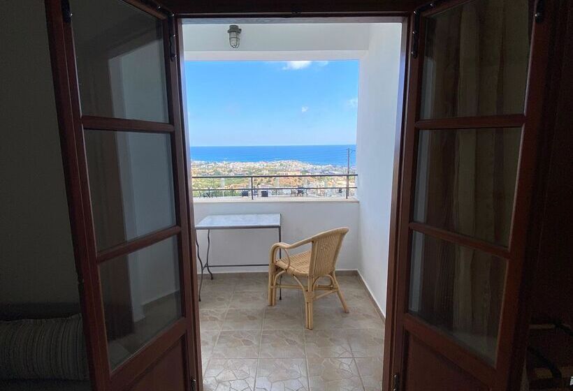 جناح مطلّ علي البحر, Amazones Village Suites