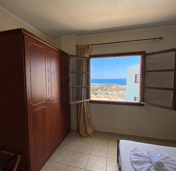 جناح مطلّ علي البحر, Amazones Village Suites