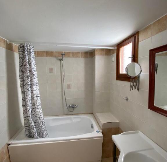 주니어 스위트 측면 바다 전망, Amazones Village Suites