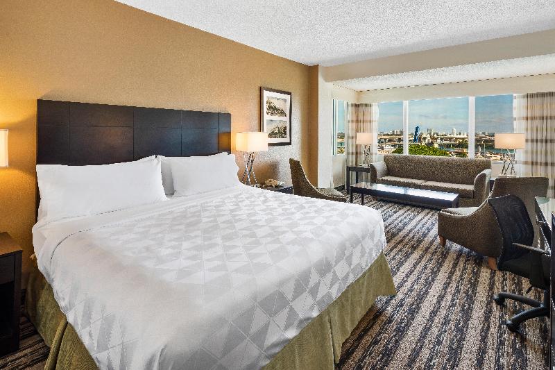 带大床的标准间, Holiday Inn Hotel Port Of Miami Downtown, An Ihg