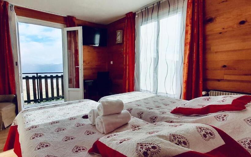 Номер Стандарт, Hôtel Bel Angle
