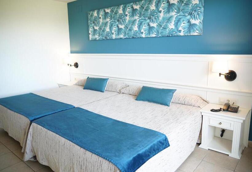 اتاق استاندارد چهار تخته, Ohtels Cabogata
