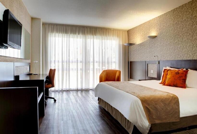 اتاق لوکس, Quality Hotel Curitiba