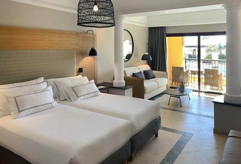 주니어 스위트, The Level At Melia Villaitana