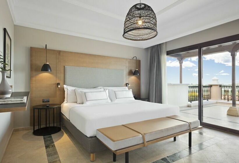 주니어 스위트, The Level At Melia Villaitana