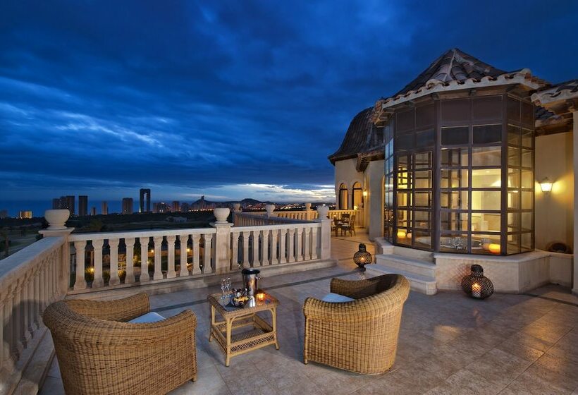 펜트하우스 룸, The Level At Melia Villaitana