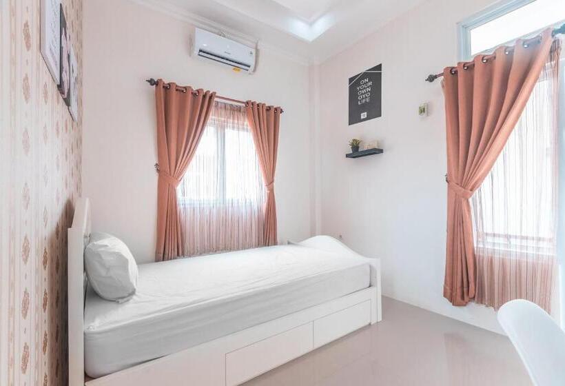 חדר אקונומי יחיד, Oyo Life 2658 Kost Rasyamada