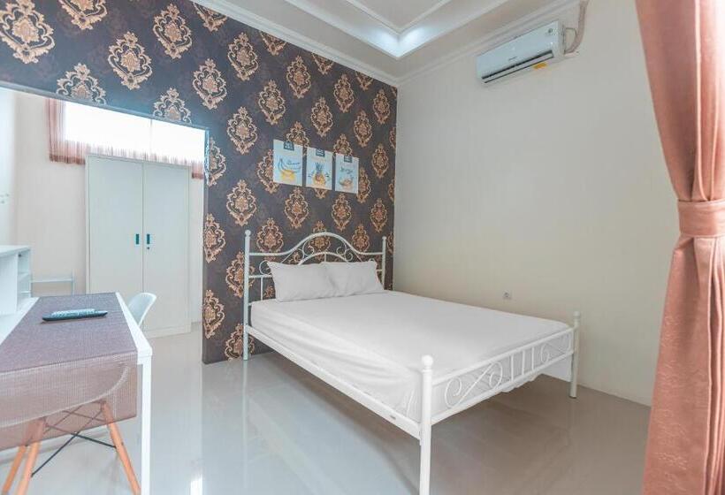 חדר דלוקס, Oyo Life 2658 Kost Rasyamada