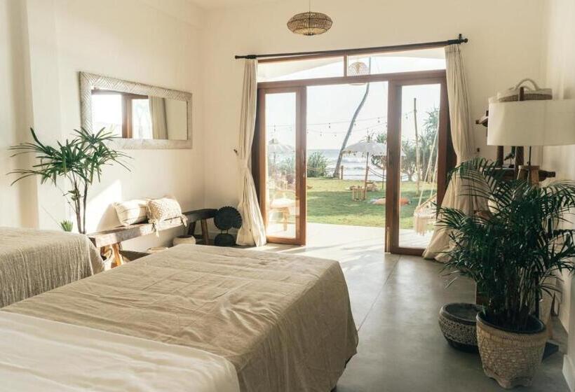 تختخواب در اتاق مشترک, Dreamsea Sri Lanka