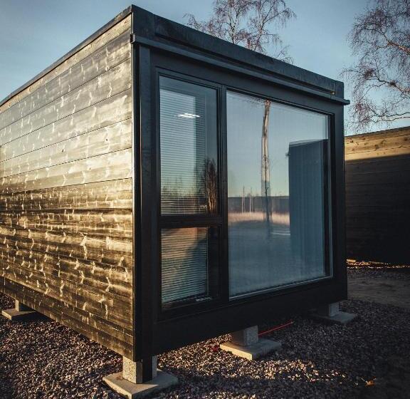 Номер Deluxe, Black