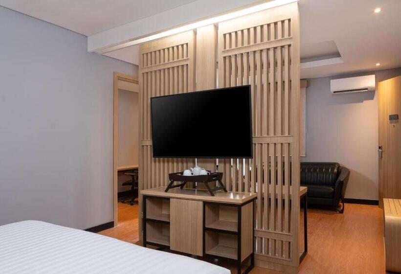 Люкс, Batiqa Hotel Jayapura