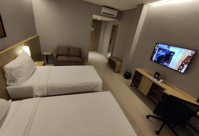 Номер Deluxe, Batiqa Hotel Jayapura