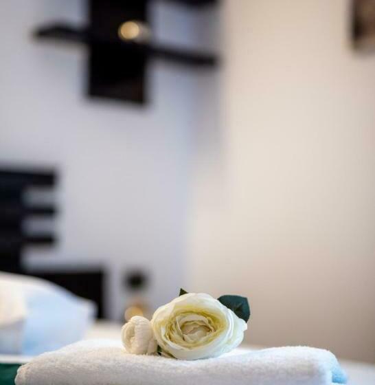 Номер Стандарт, Escala Rooms