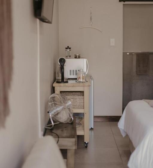 Номер Economy, Villa Rose Guesthouse & Venue