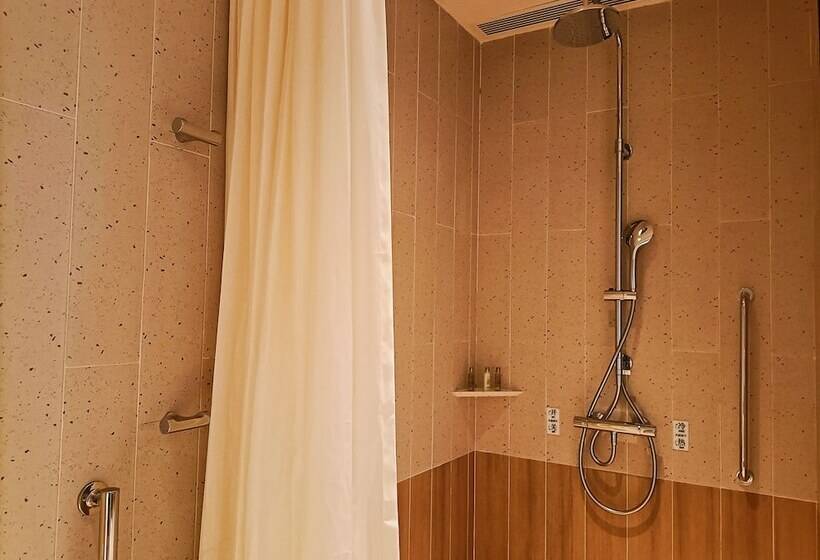 سوییت لوکس, Hilton Garden Inn Changde Dingcheng