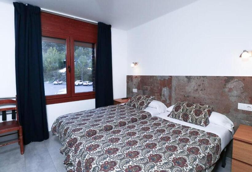 اتاق استاندارد, Comapedrosa