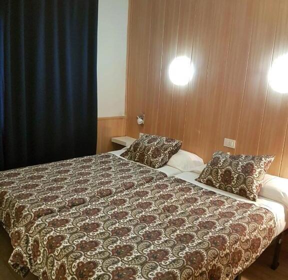 اتاق استاندارد, Comapedrosa