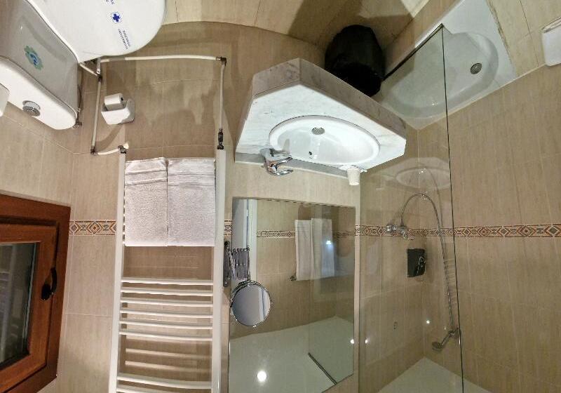 اتاق استاندارد, Comapedrosa