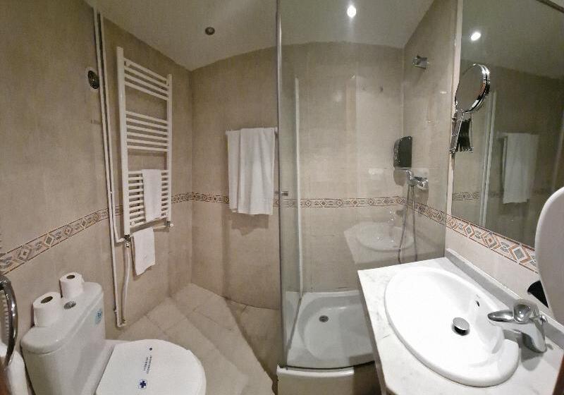 اتاق استاندارد, Comapedrosa