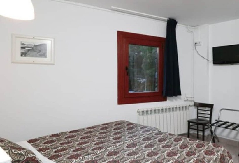 اتاق استاندارد, Comapedrosa