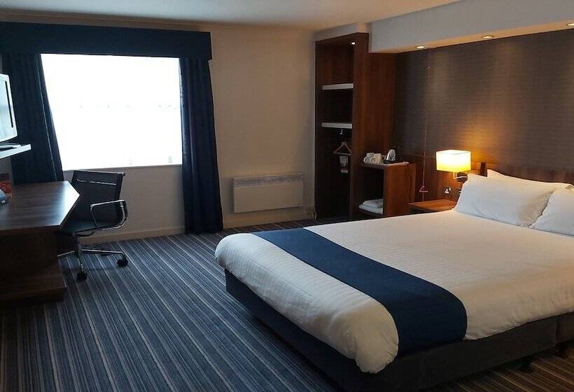 اتاق استاندارد برای معلولان, Holiday Inn Express London Gatwick   Crawley By Ihg