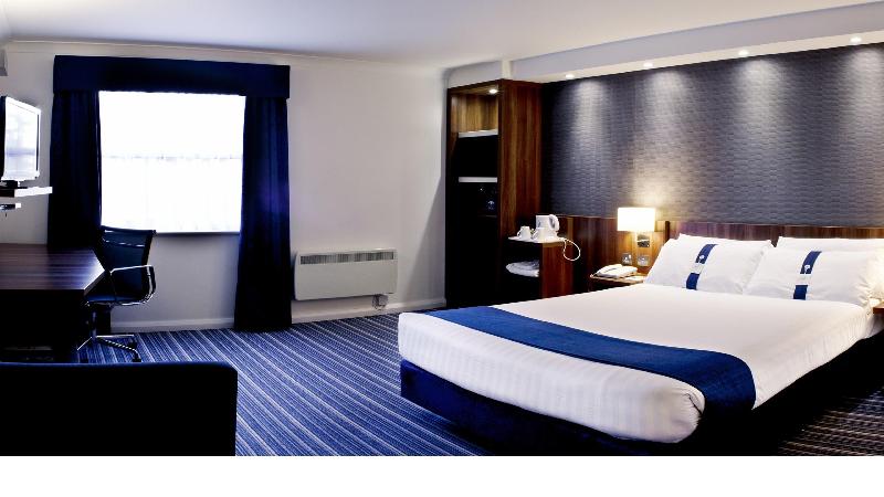 اتاق استاندارد برای معلولان, Holiday Inn Express London Gatwick   Crawley By Ihg