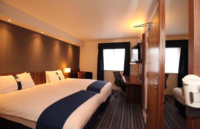 اتاق استاندارد برای معلولان, Holiday Inn Express London Gatwick   Crawley By Ihg