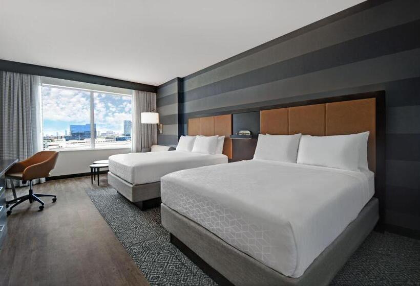 Номер Стандарт Адаптированный для Инвалидов, Holiday Inn Express Houston   Galleria Area By Ihg