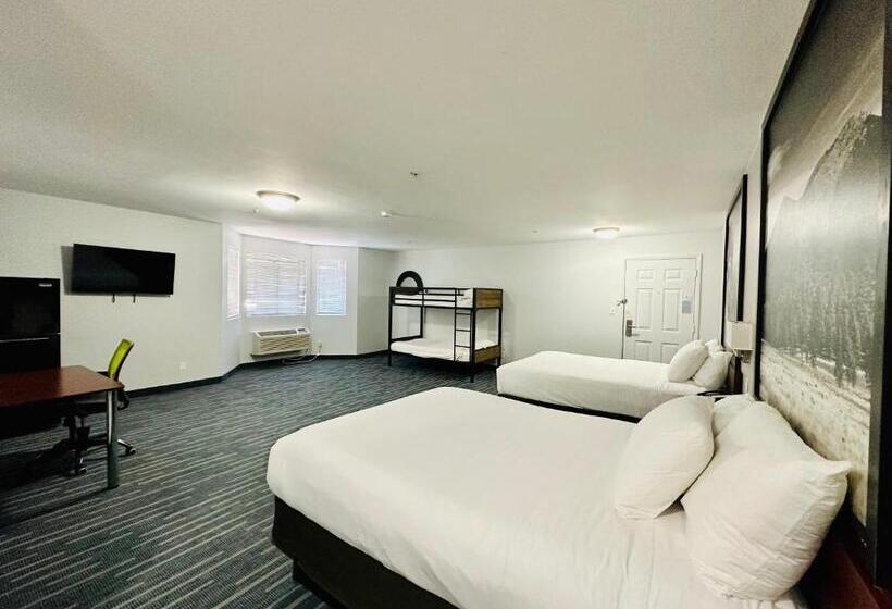 اتاق استاندارد سه نفره, Studio 6 Flagstaff Az