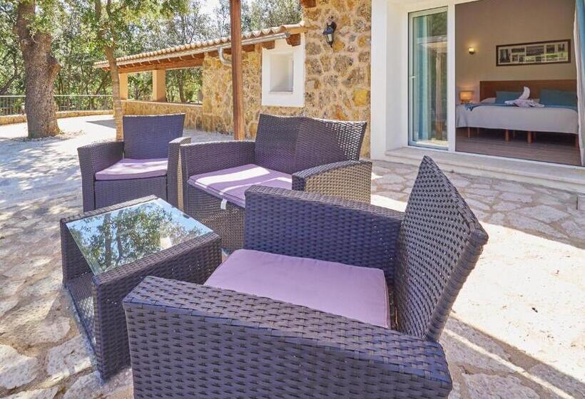 ویلای یک اتاق خوابه با استخر شنا, Finca Binibona Parc Natural