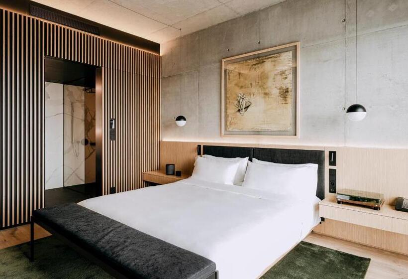 سوییت, Nobu Hotel Warsaw
