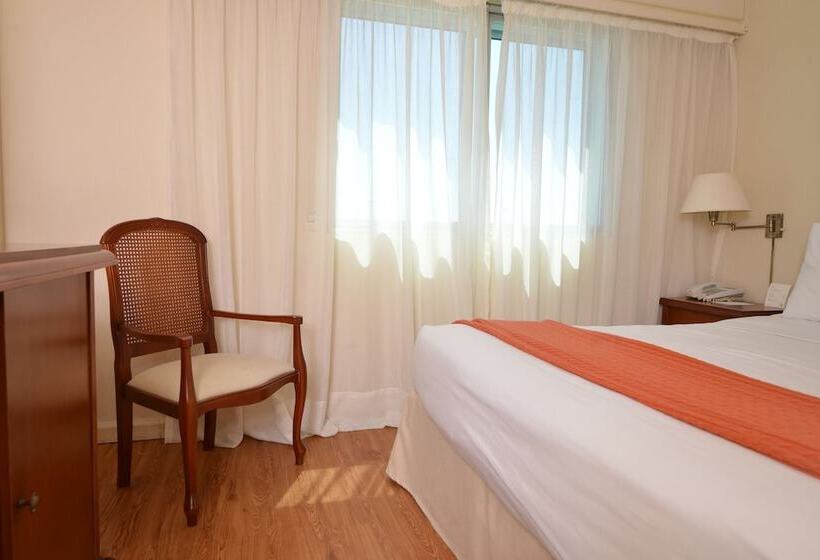 اتاق لوکس با چشم‌انداز دریا, Sunset Beach