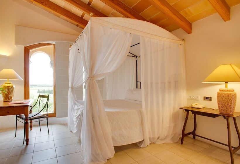 Номер Superior, Casal Santa Eulàlia