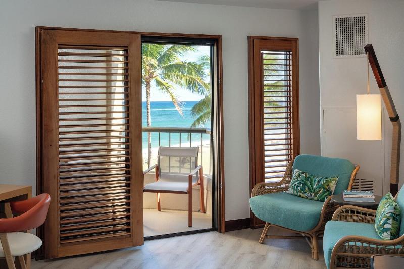 스탠다드 룸 킹사이즈 침대, Sheraton Kauai Coconut Beach Resort