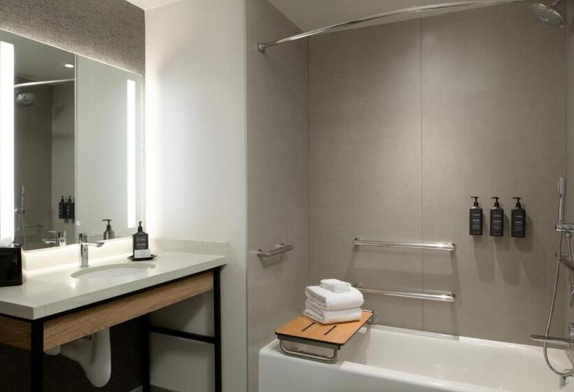 Standard-huone King-vuode, Sheraton Park Hotel At The Anaheim Resort