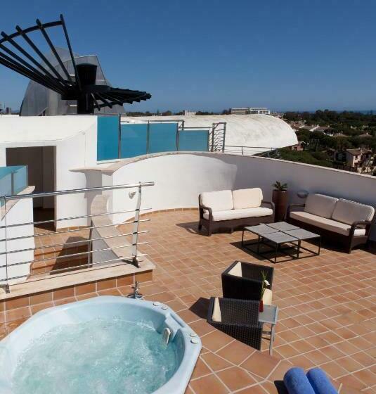 Suite with Pool, Senator Banús