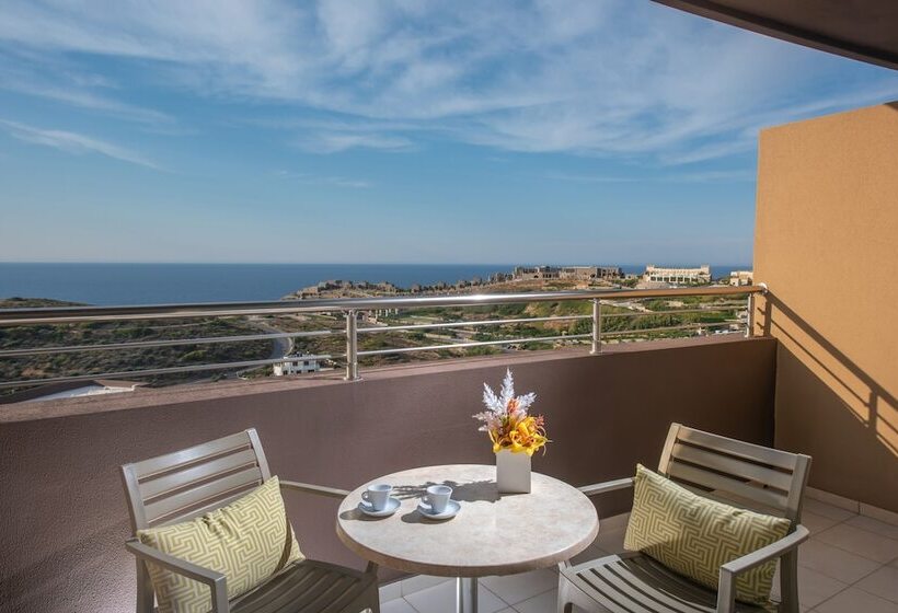 اتاق استاندارد با چشم‌انداز دریا, Blue Bay Resort