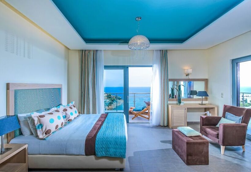اتاق لوکس با چشم‌انداز دریا, Blue Bay Resort