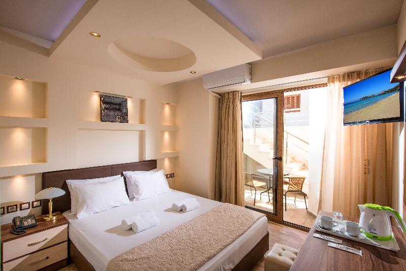 اتاق خانوادگی با چشم‌انداز دریا, Blue Bay Resort