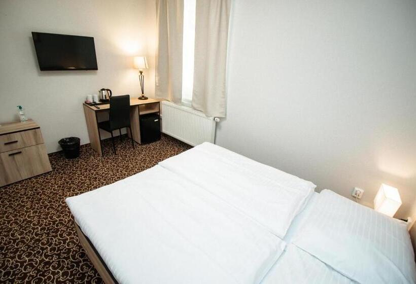 Quarto Estandar, Brixen
