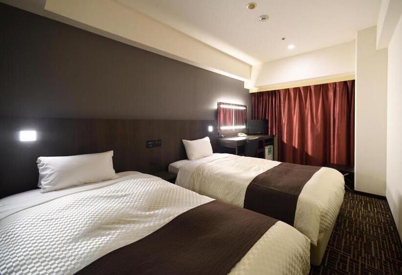 Номер Economy, Canal City Fukuoka Washington