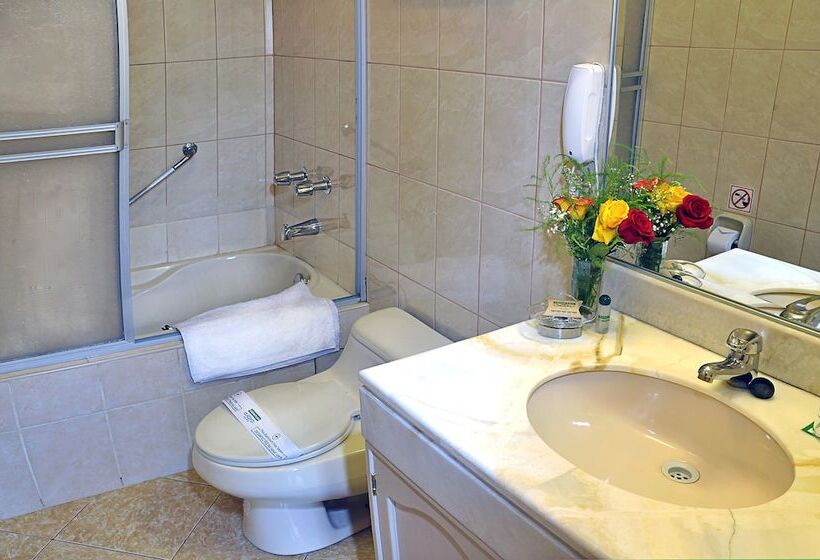 اتاق استاندارد سه نفره, Casona Plaza Hotel Puno