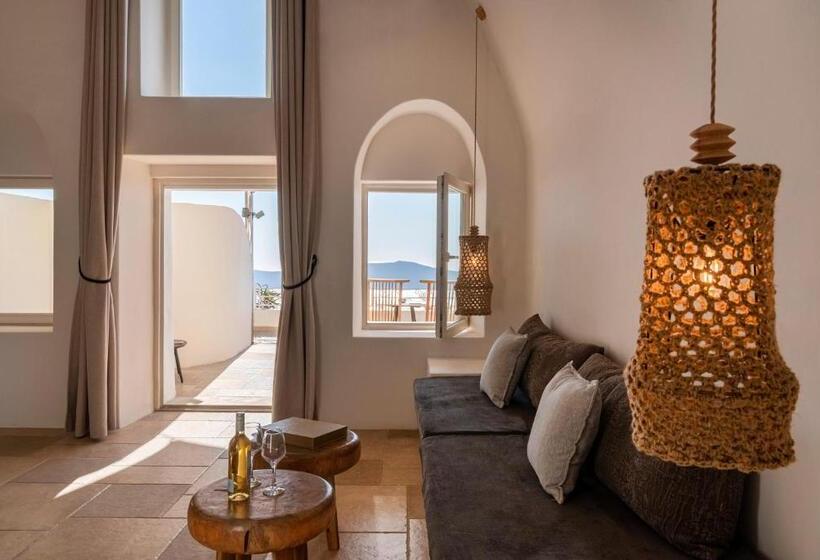 سوئیت پرستیژ با چشم انداز, La Maltese Estate