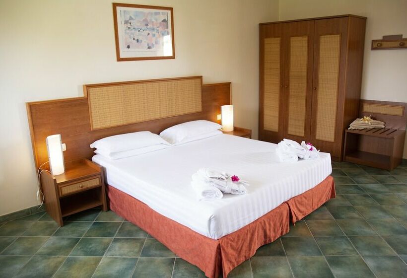 Классический Номер, Voi Arenella Resort