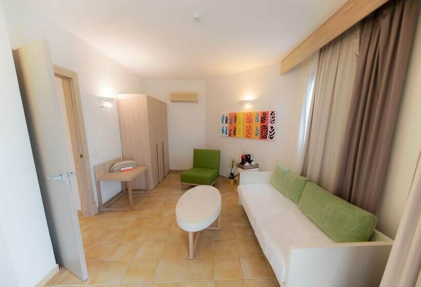 Трехместный Номер Superior, Voi Arenella Resort
