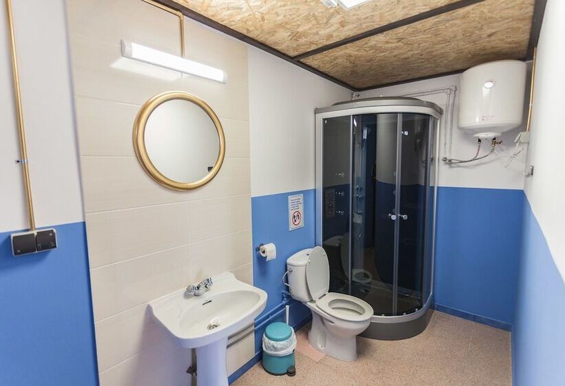 スタンダード４人部屋, Loft Hostal Group